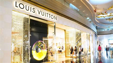 louis vuitton iconsiam